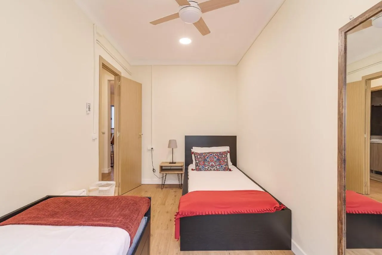Cool&Colorful Centric Apartment Barcelona Spain