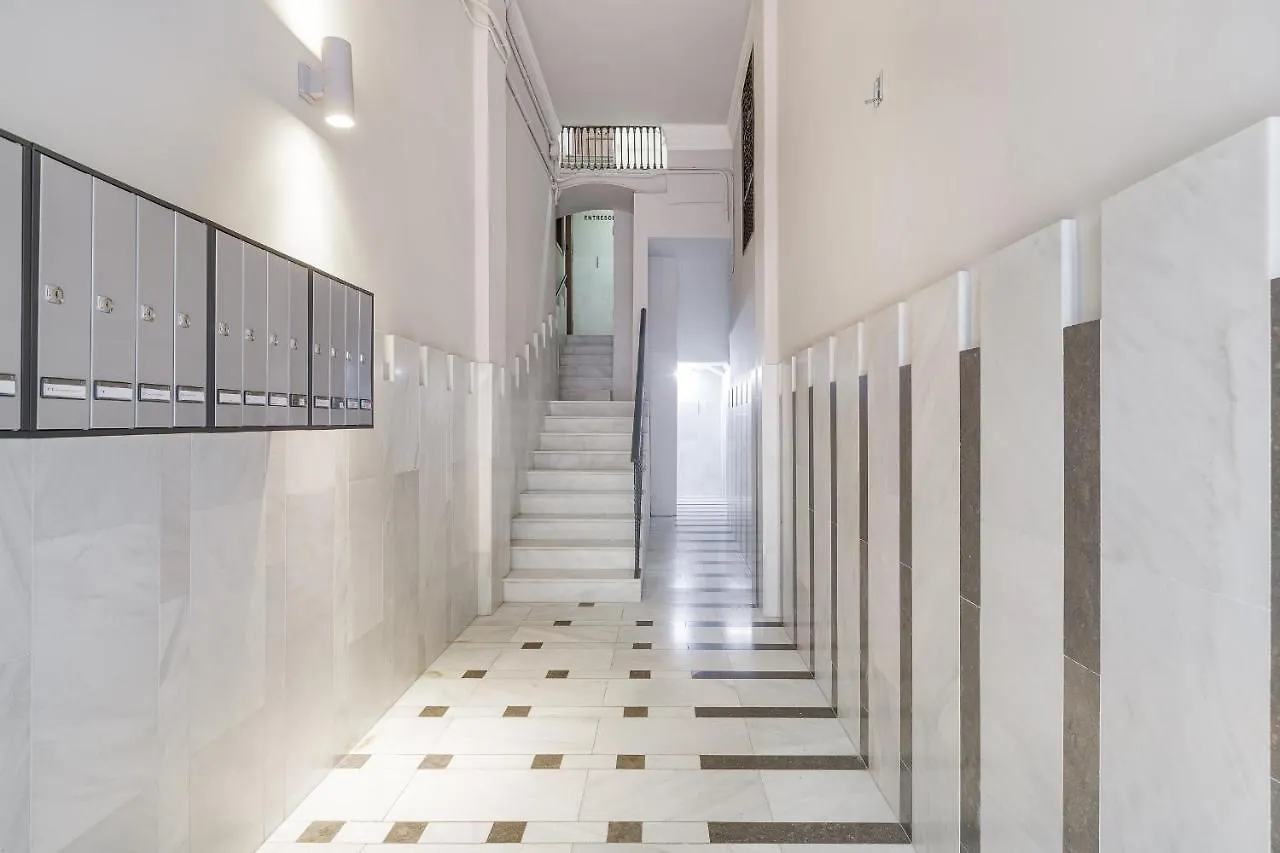 Cool&Colorful Centric Apartment Barcelona